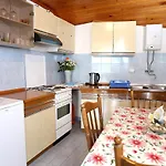 Apartman By The Sea Viganj, Peljesac - 10140 *